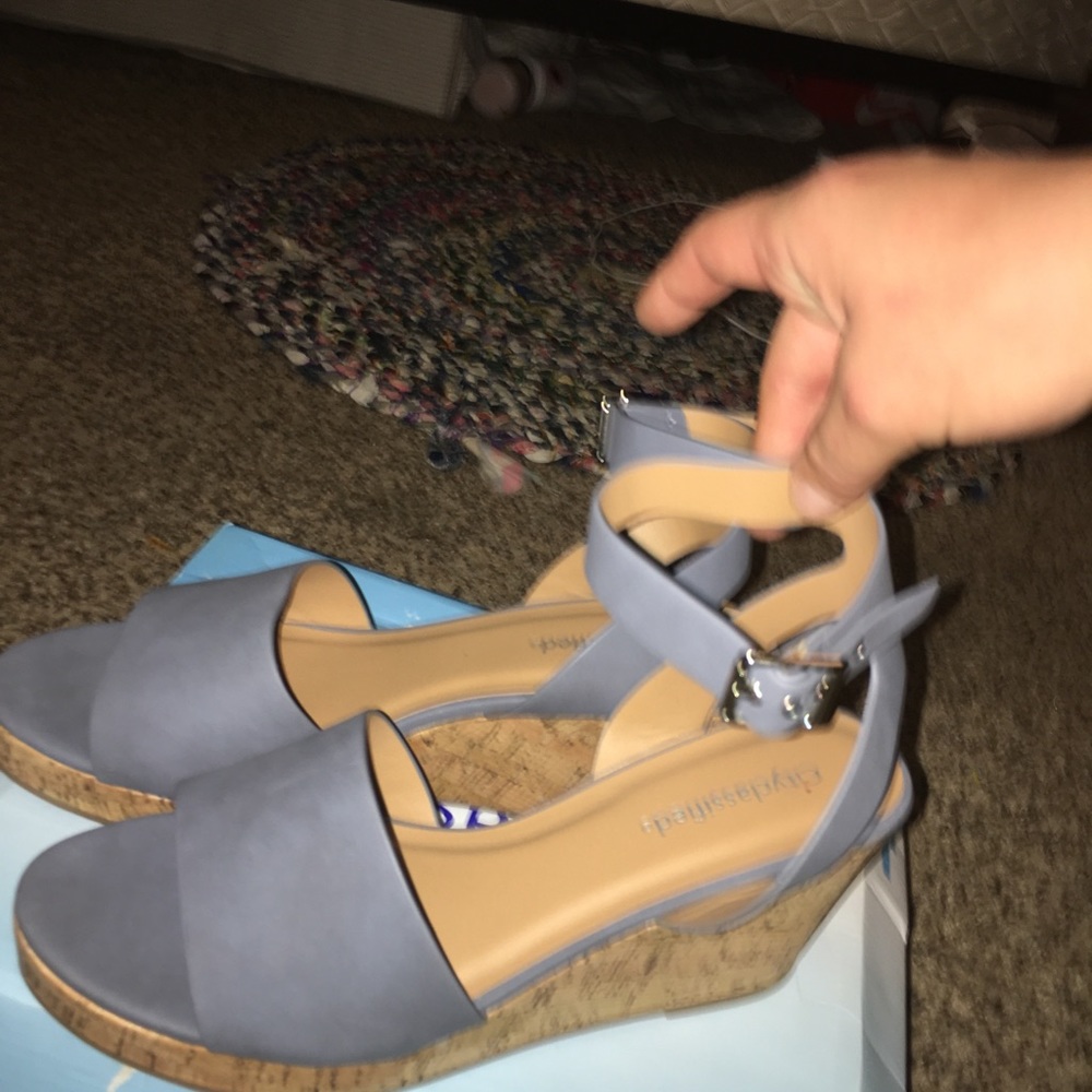 Wedges - Picture 2 of 4